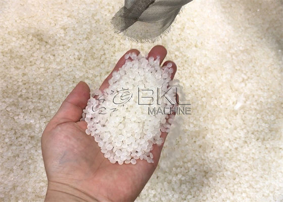 PE PP Plastic Flakes Making Machine 200kg H Woven Bag Recycling Machine